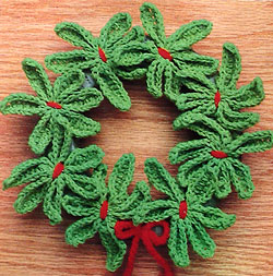 A Mistletoe Wreath to Crochet