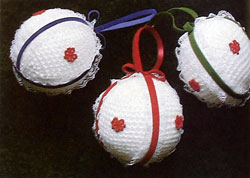 Christmas Balls to Crochet